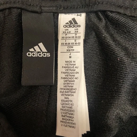 Adidas Jogging Pants EUC - Picture 6 of 6